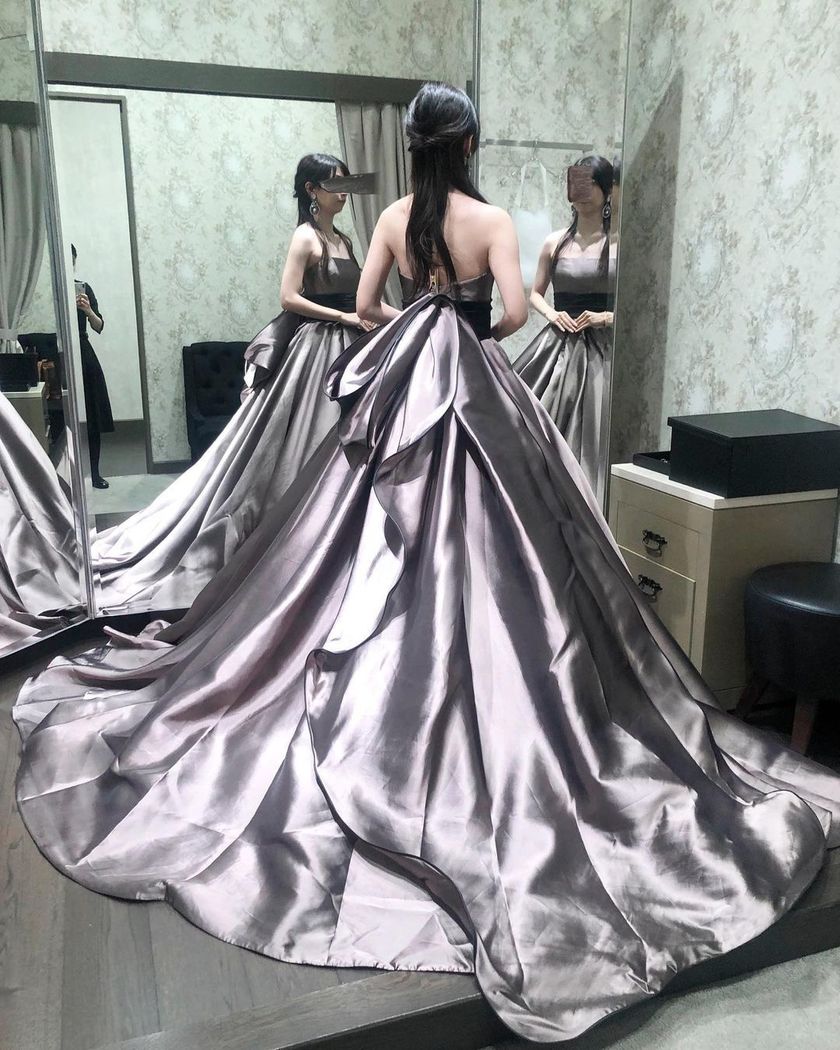 レアな、別注カラーもある！憧れブランド【アントニオリーヴァ】のカラードレス特集♡にて紹介している画像