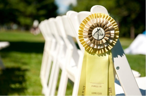 【活用術まとめ】ウェディングロゼットで結婚式をもっと可愛くアレンジしましょ＊にて紹介している画像