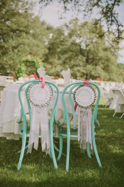 【活用術まとめ】ウェディングロゼットで結婚式をもっと可愛くアレンジしましょ＊にて紹介している画像