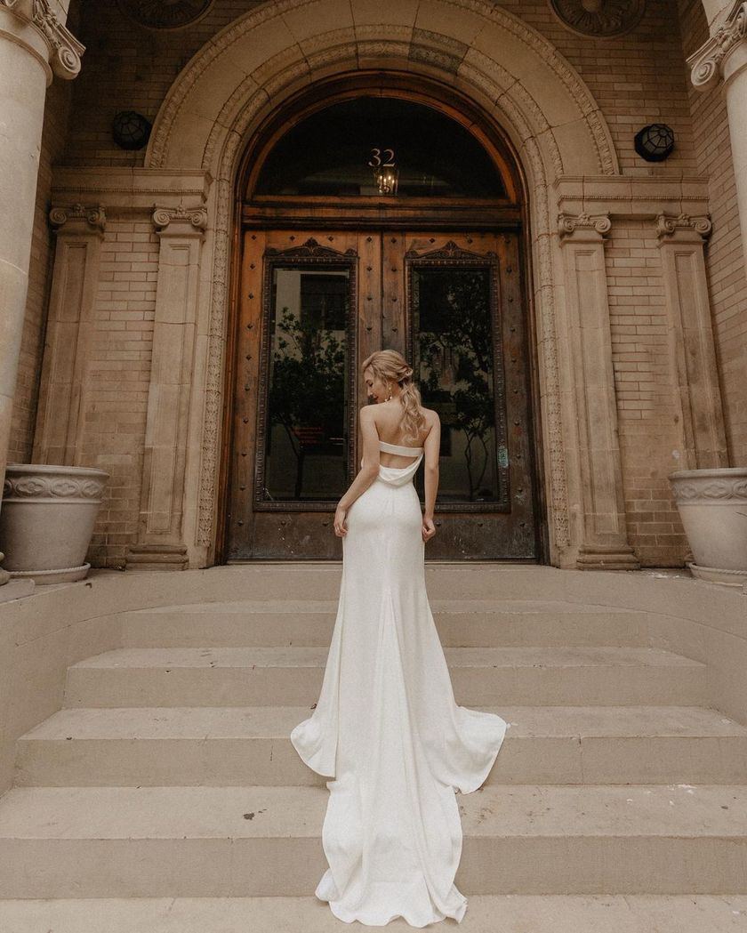 A Different Image Than Before❣️ Is This Hawaii? A Surprising Collection of Hawaii Wedding Photos 🌵🌺にて紹介している画像