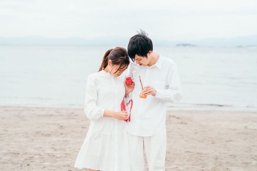 一度はやってみたい♡「ペイントフォト」のやり方・流れ・準備するもの・撮りたい写真まとめ🎨にて紹介している画像