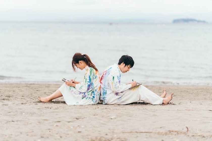 一度はやってみたい♡「ペイントフォト」のやり方・流れ・準備するもの・撮りたい写真まとめ🎨にて紹介している画像