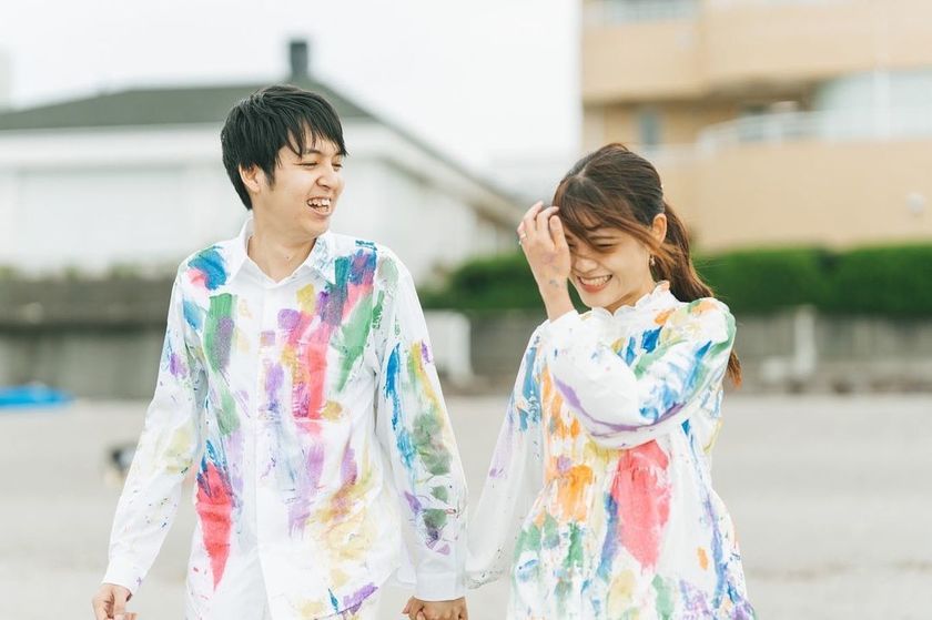一度はやってみたい♡「ペイントフォト」のやり方・流れ・準備するもの・撮りたい写真まとめ🎨にて紹介している画像