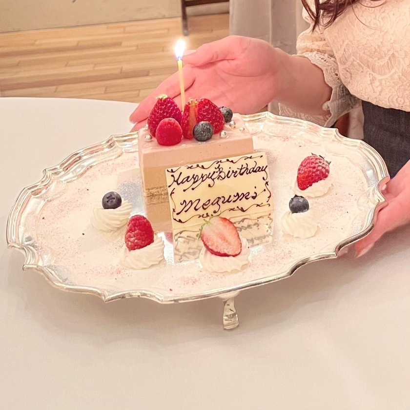【65 Stores】Restaurants Across the Country Featuring Cute Message Plates for Weddings, Anniversaries, and Birthdays 🎂🍓にて紹介している画像