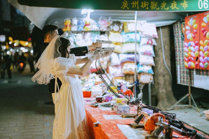 Retro night markets and classic locations ♡ Wonderful wedding photos from "pre-wedding shoots in Taiwan" and affordable photo plan information 🇹🇼にて紹介している画像