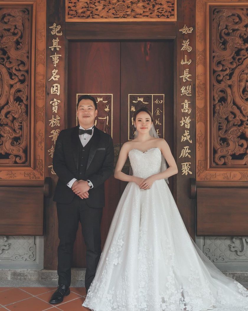 Retro night markets and classic locations ♡ Wonderful wedding photos from "pre-wedding shoots in Taiwan" and affordable photo plan information 🇹🇼にて紹介している画像