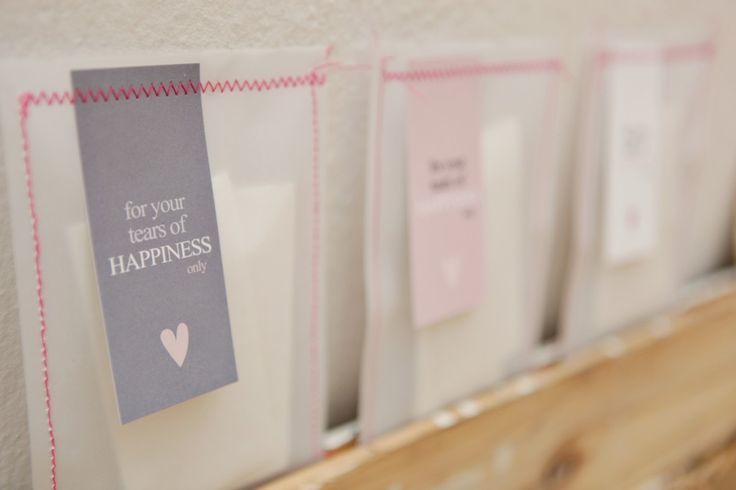 花嫁ハンカチ＊結婚式のHappy Tearsは花嫁さんの最後の涙♡にて紹介している画像