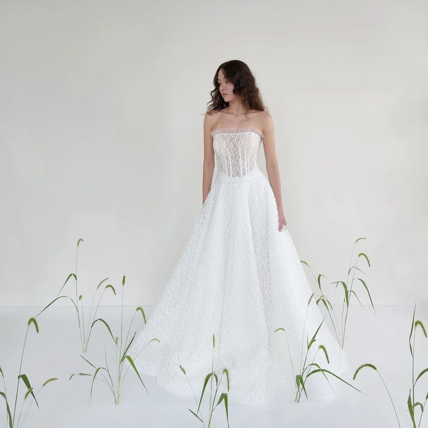 素朴な雰囲気の葉っぱだけ！シンプルな「葉物のみウェディングブーケ」特集🌿にて紹介している画像