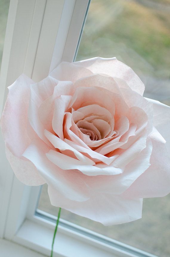 世界の花嫁事情♡インスタで見つけたジャイアントペーパーフラワーの使い方集＊にて紹介している画像