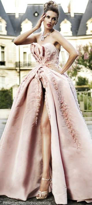 Atelier for Ladies: Indulge in the Exquisite Dresses Crafted by Dior♡にて紹介している画像