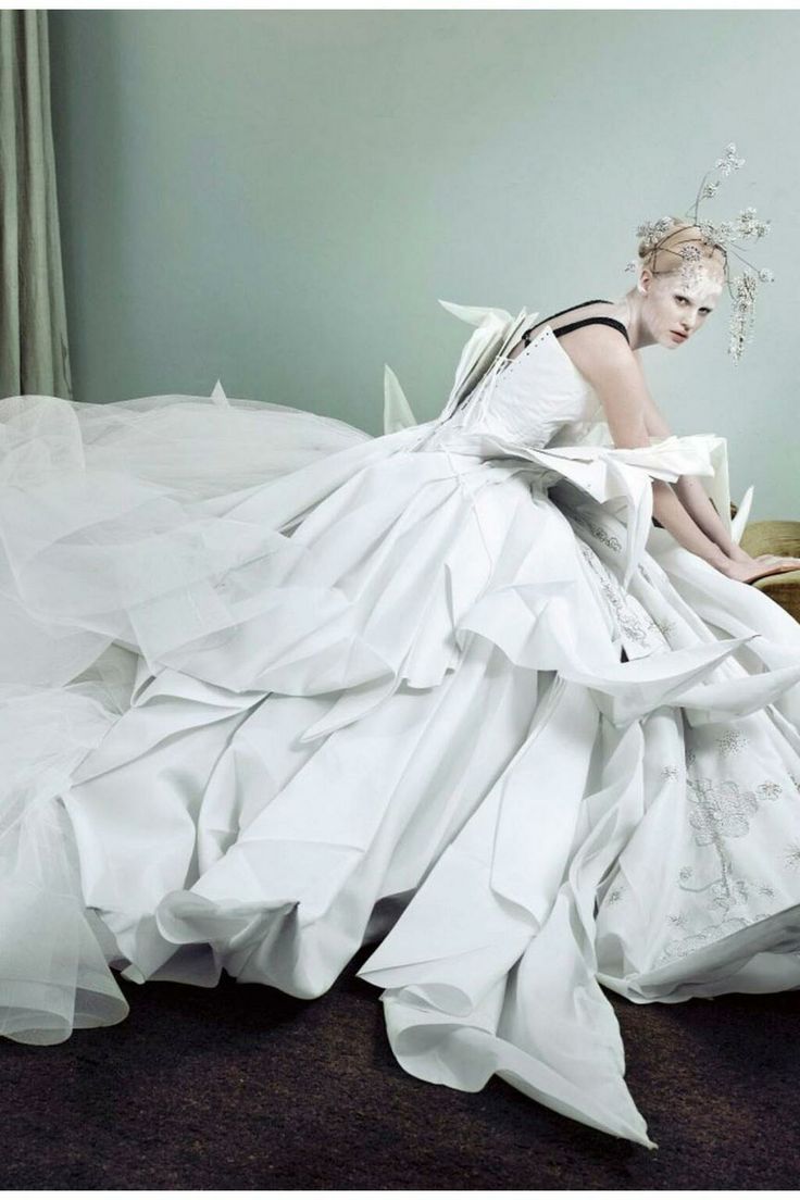 Atelier for Ladies: Indulge in the Exquisite Dresses Crafted by Dior♡にて紹介している画像