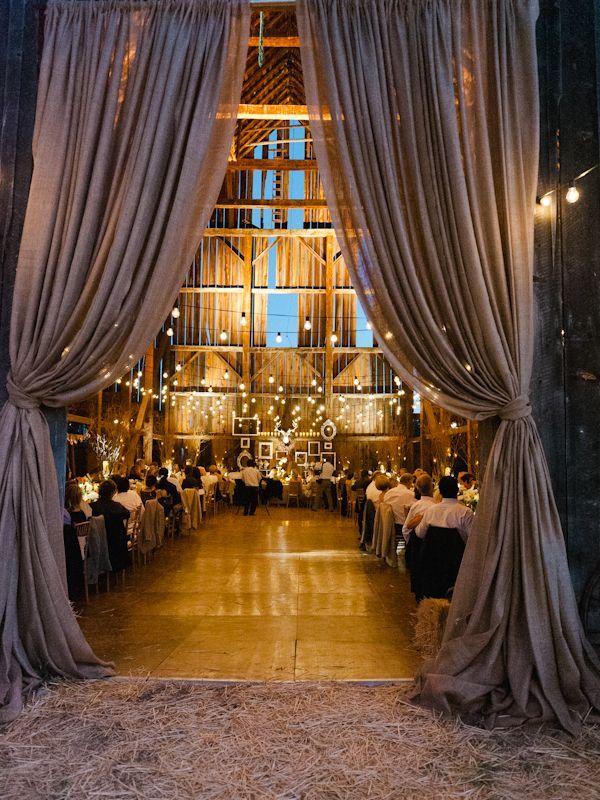 Fluffy and Heartfelt: The Ideal Wedding Venue with Curtains for Today's Brides＊にて紹介している画像