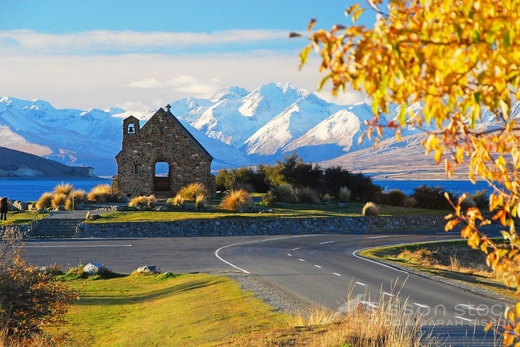 Breathless in New Zealand's Majestic Nature: Becoming a Fairytale Heroine at Lake Tekapo Church ♡にて紹介している画像