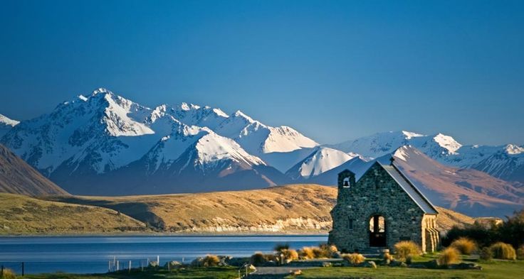 Breathless in New Zealand's Majestic Nature: Becoming a Fairytale Heroine at Lake Tekapo Church ♡にて紹介している画像