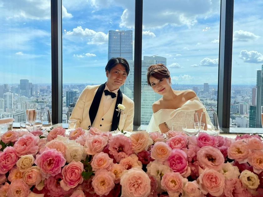 Collection of Popular Dresses from VICTRIA FRANCEZKA: Classical and Elegant Traditional Style Dressesにて紹介している画像