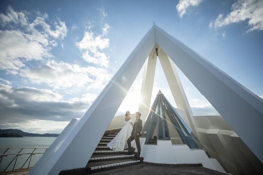 Stylish location photo spot discovered 📍 It's the 【Sea Pyramid】 at the triangular port in Kumamoto, where you can take amazing photos!にて紹介している画像