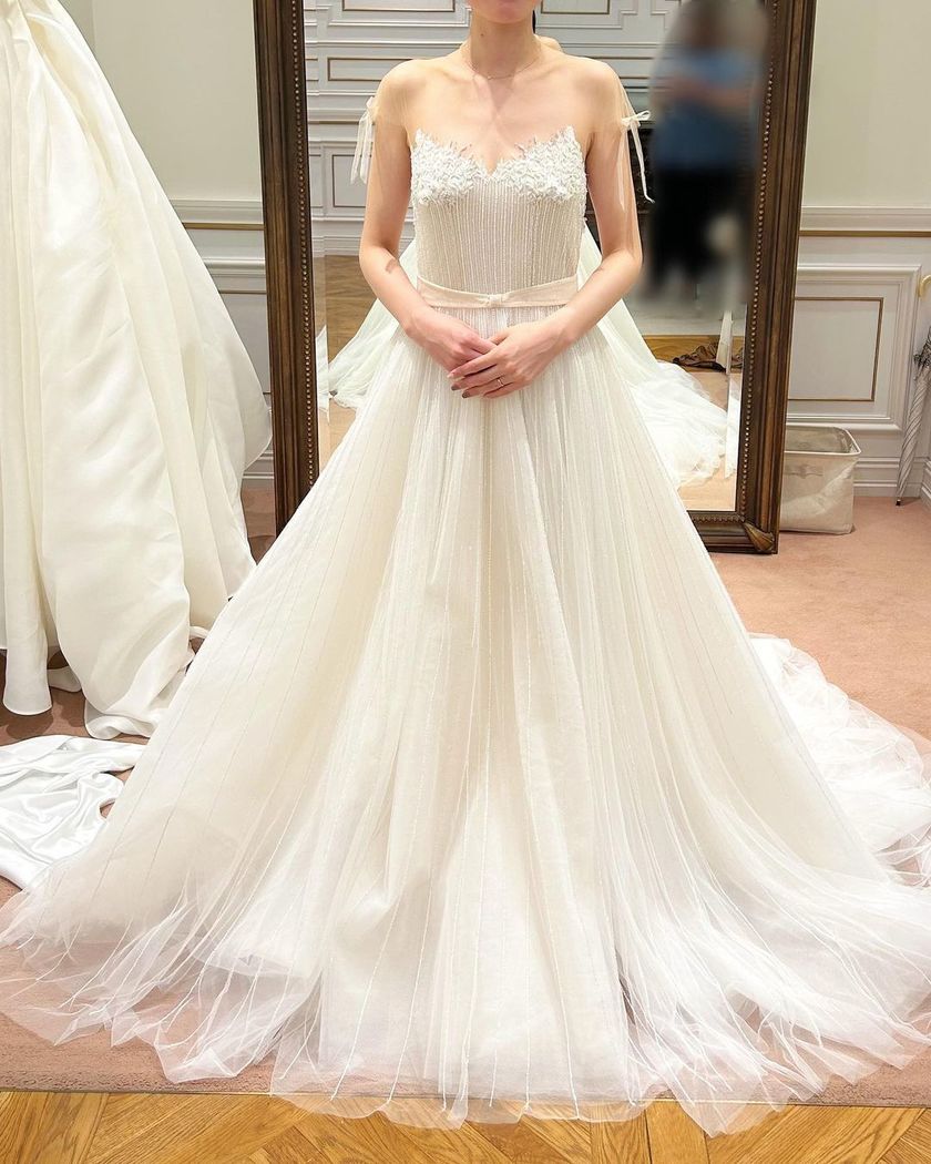 少し個性的なデザインにときめく♡イスラエル発のドレスブランド「リズ・マルチネス」特集にて紹介している画像