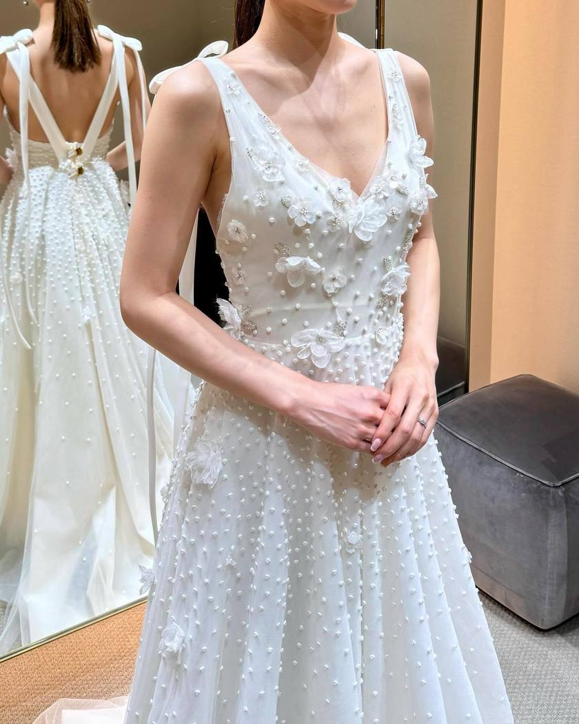 少し個性的なデザインにときめく♡イスラエル発のドレスブランド「リズ・マルチネス」特集にて紹介している画像