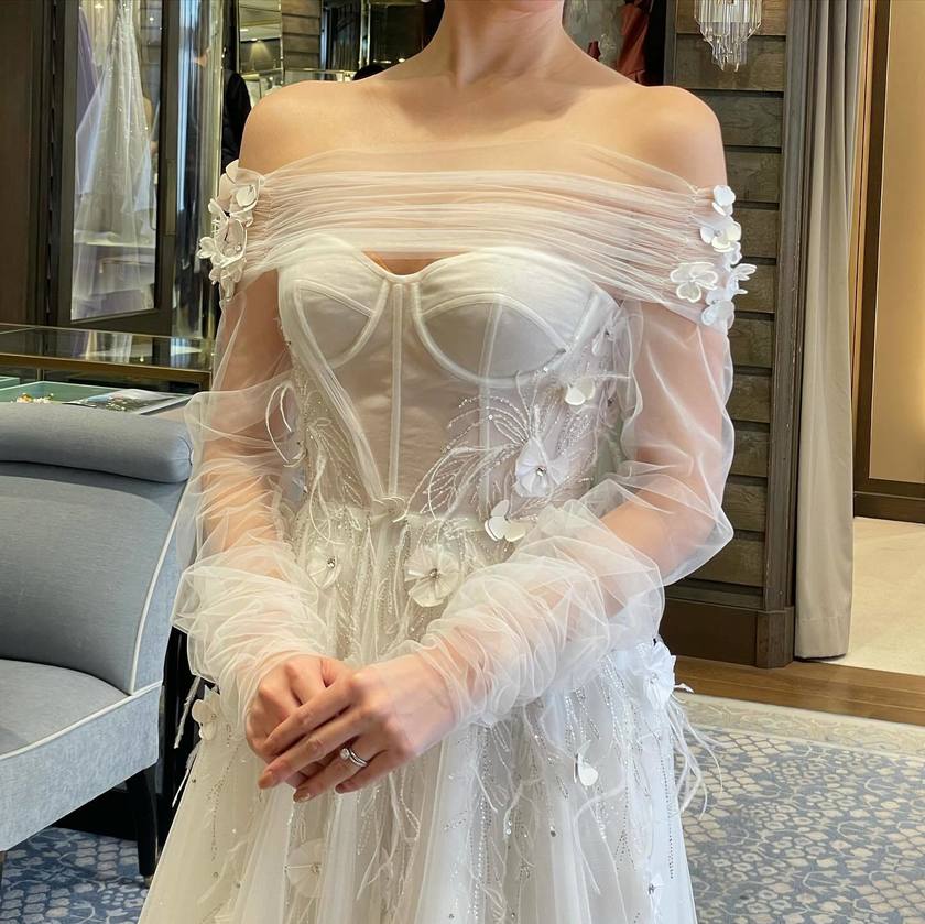 少し個性的なデザインにときめく♡イスラエル発のドレスブランド「リズ・マルチネス」特集にて紹介している画像