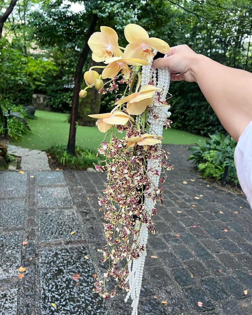 앞으로 유행할지도?! 독창적이고 혁신적인 '진주 부케'가 궁금해♡にて紹介している画像