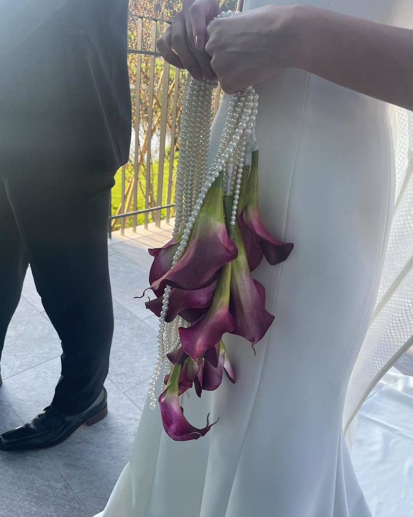 앞으로 유행할지도?! 독창적이고 혁신적인 '진주 부케'가 궁금해♡にて紹介している画像