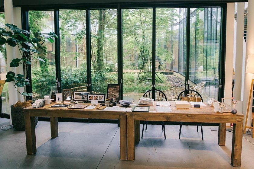 加上标题！将欢迎区装饰成两人的爱好与回忆画廊风格的方法にて紹介している画像