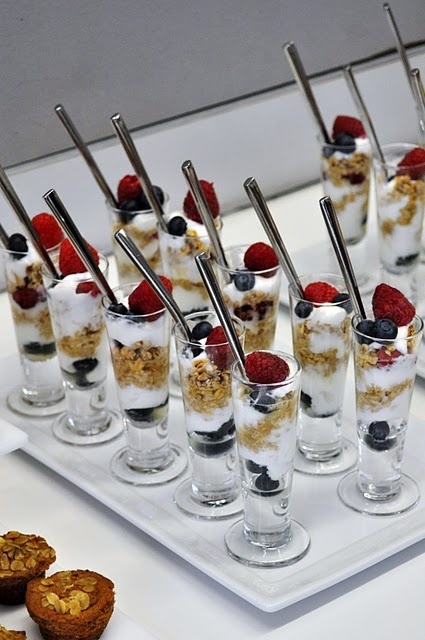 Perfect for a Sweets Buffet: A Collection of Adorable Glass Desserts ♡にて紹介している画像