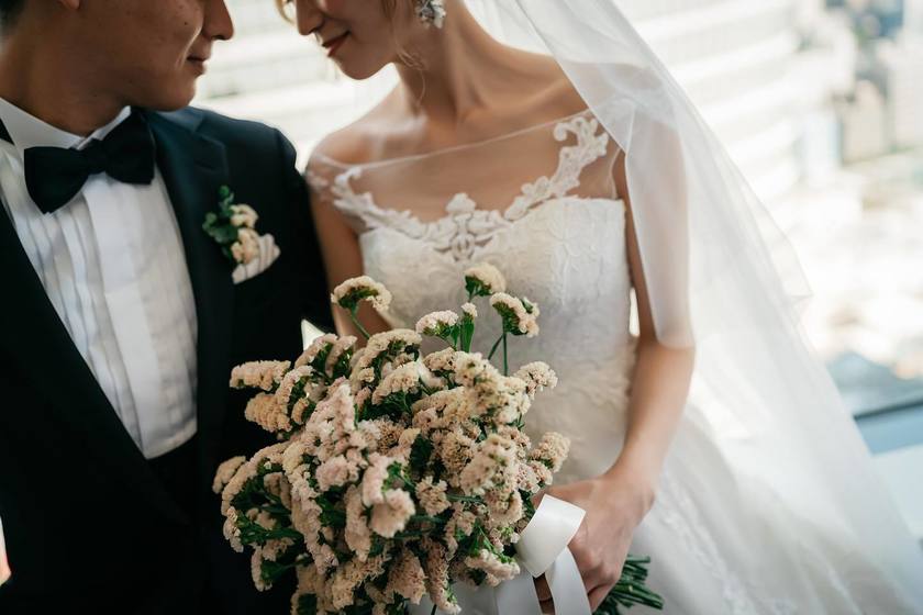 A Wedding Bouquet Special Featuring the Cute and Fluffy Starches that Will Naturally Turn into Dried Flowers♡にて紹介している画像