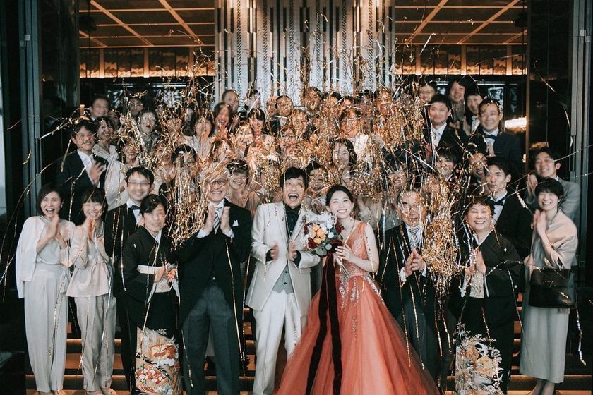 This looks fun! I want to try the "Spider Shower" in a group photo with the guests♡にて紹介している画像