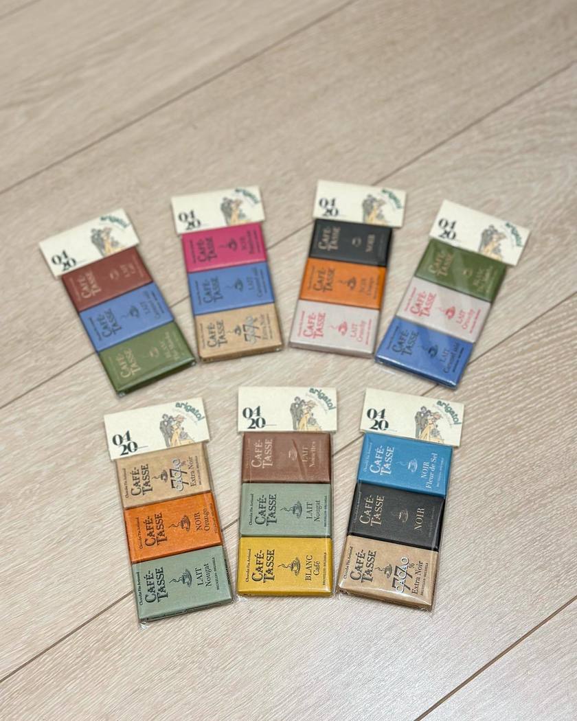 Chocolate that goes well with coffee ♡ Colorful and cute looking chocolates from [Cafetasse](https://www.cafetasse.com) 🍫にて紹介している画像