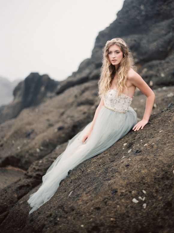 マリーアントワネットも愛した色♡ブルーグレードレスが最高に大人可愛い！にて紹介している画像