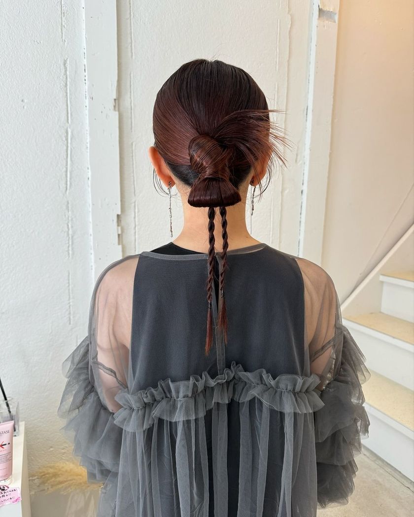 A guide for showing directly to your hairdresser: Recently trending 【Kachimori Hair】 Wedding Guest Hairstyles Special ♡にて紹介している画像