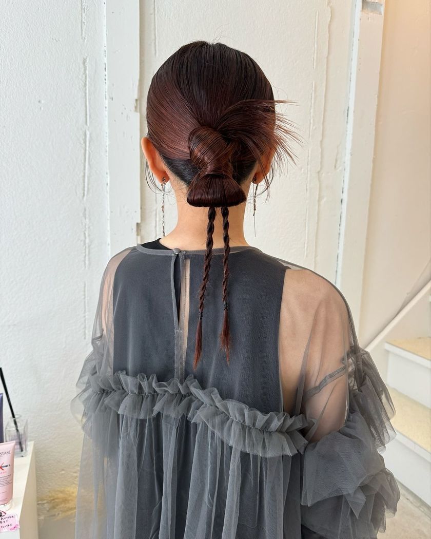 A guide for showing directly to your hairdresser: Recently trending 【Kachimori Hair】 Wedding Guest Hairstyles Special ♡にて紹介している画像