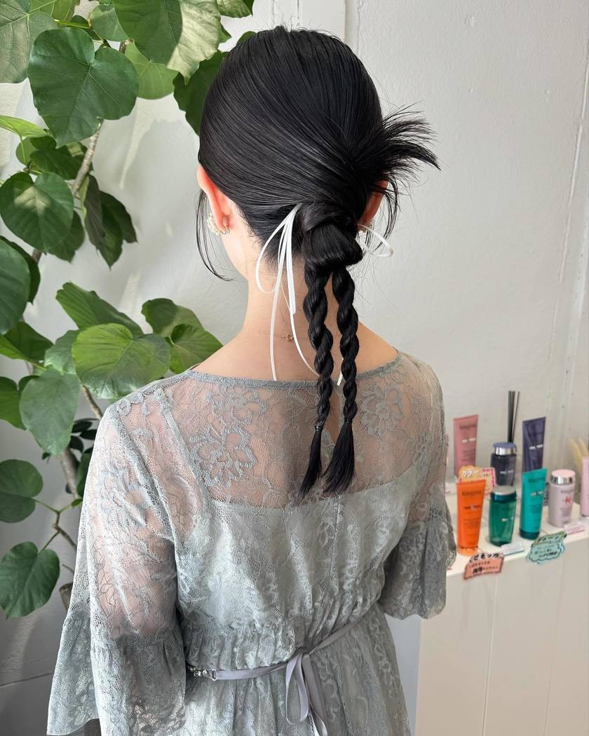 A guide for showing directly to your hairdresser: Recently trending 【Kachimori Hair】 Wedding Guest Hairstyles Special ♡にて紹介している画像