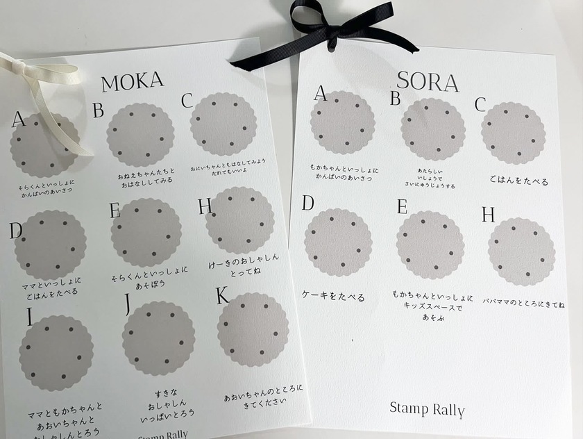 Children are thrilled 👧🏻👦🏻 Cheers for the idea of preparing a "stamp rally" for kid guests at the wedding 👏にて紹介している画像