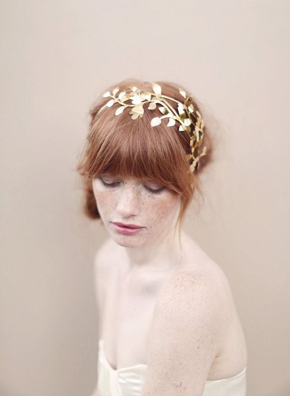 Bangs: The Ultimate Weapon to Make Brides Adorable ♡ Recommended Hairstyle Arrangements for Different Bangs ♩にて紹介している画像