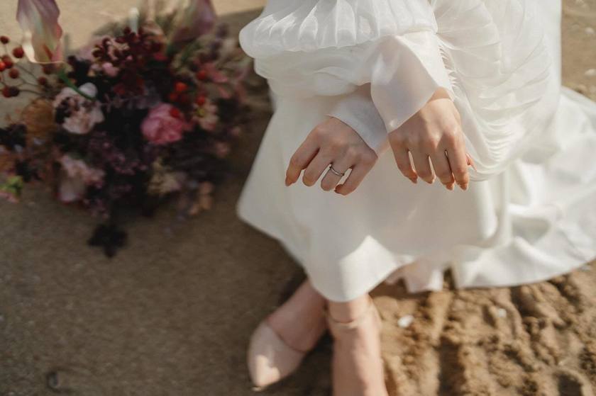 Aichi Prefecture's Oldest Lighthouse 🕯️ "Nomasaki Lighthouse" Wedding Photo Feature [49 Photos] 🤍にて紹介している画像