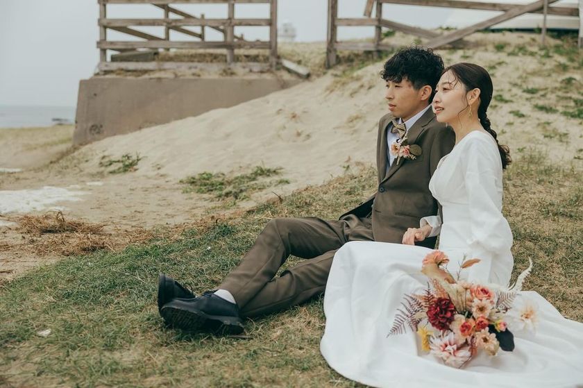 Aichi Prefecture's Oldest Lighthouse 🕯️ "Nomasaki Lighthouse" Wedding Photo Feature [49 Photos] 🤍にて紹介している画像