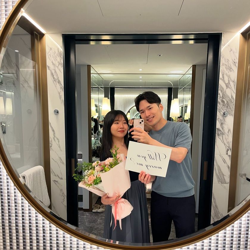 王道の赤いバラの花束以外が増えてる！インスタで見つけた「今どきプロポーズブーケ」特集🌷にて紹介している画像