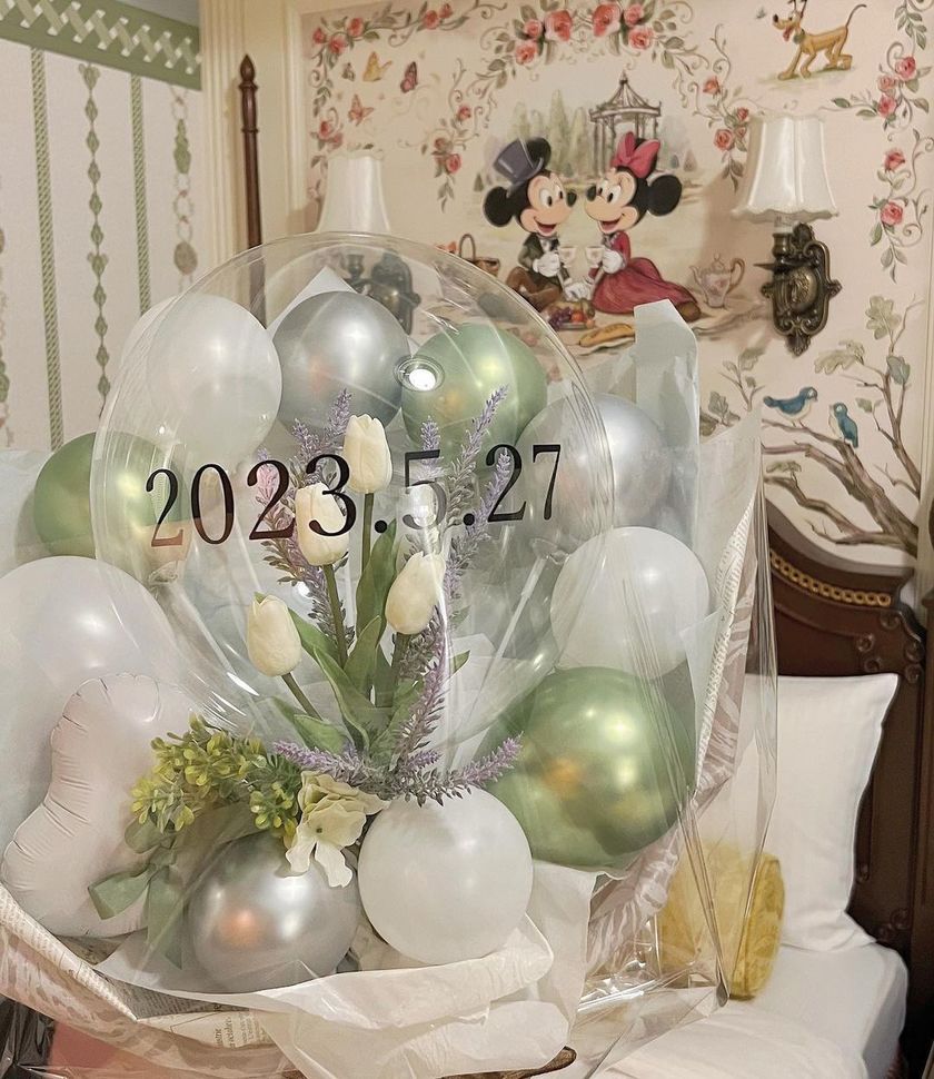 王道の赤いバラの花束以外が増えてる！インスタで見つけた「今どきプロポーズブーケ」特集🌷にて紹介している画像