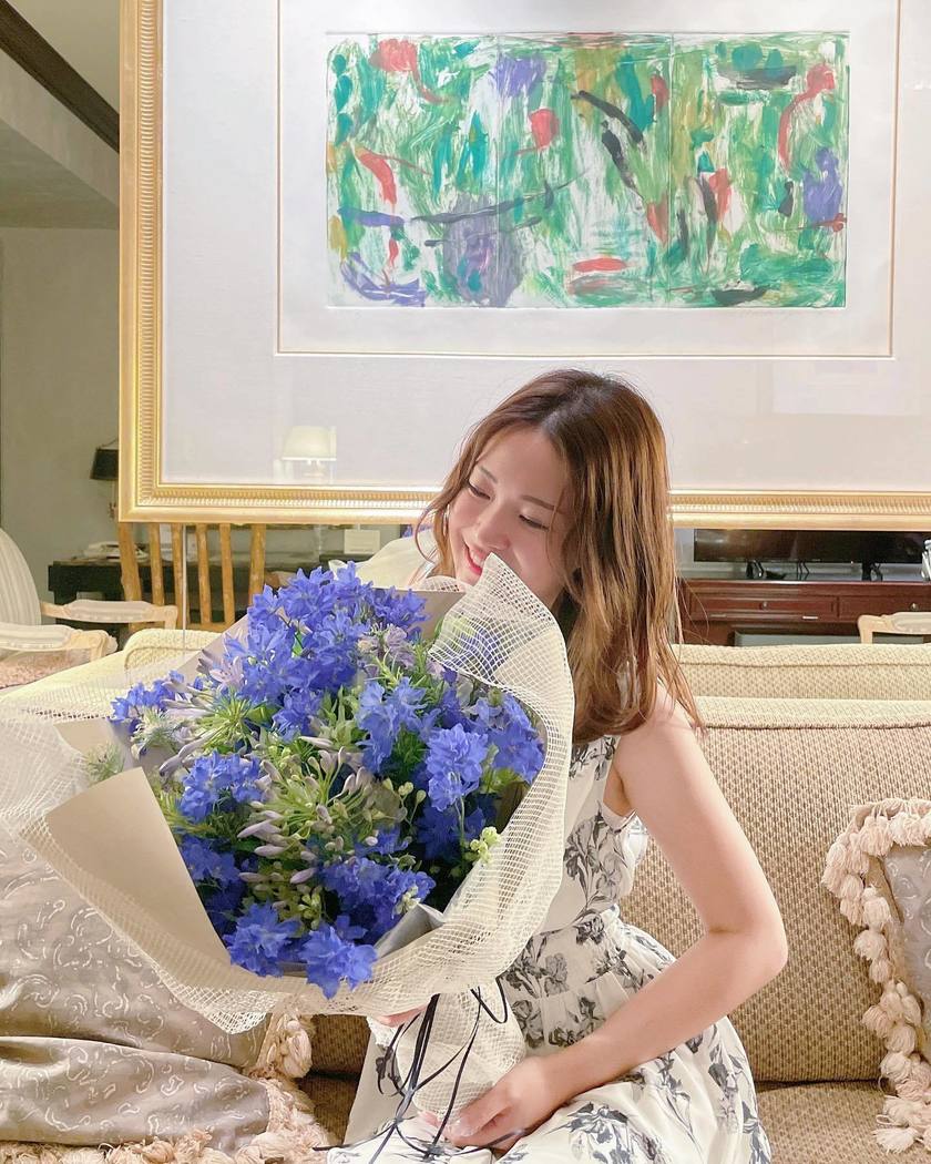 王道の赤いバラの花束以外が増えてる！インスタで見つけた「今どきプロポーズブーケ」特集🌷にて紹介している画像