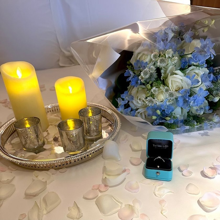 王道の赤いバラの花束以外が増えてる！インスタで見つけた「今どきプロポーズブーケ」特集🌷にて紹介している画像