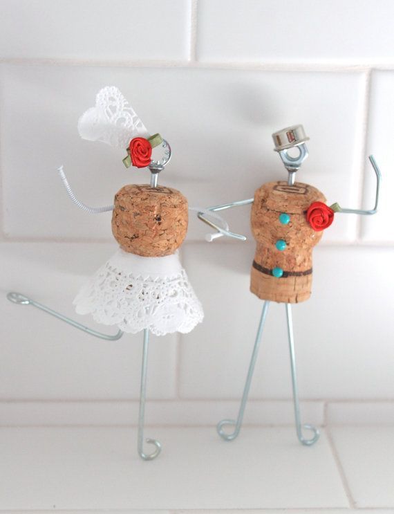 Classic Overseas DIY: Wedding Decoration Ideas Using Wine Corks ♡にて紹介している画像