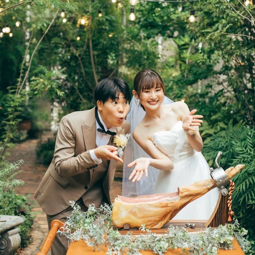 Unique, Interesting & Cute! 6 Alternatives to the Traditional Cake Cutting Ceremonyにて紹介している画像