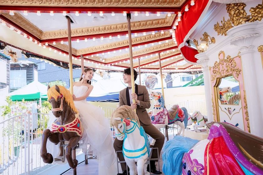 The classic Japanese attire, retro photos, and amusement parks🍡 "Asakusa Pre-Photoshoot" looks so fun! 👘⛩️にて紹介している画像