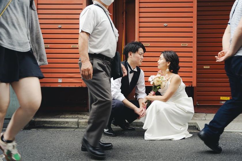 The classic Japanese attire, retro photos, and amusement parks🍡 "Asakusa Pre-Photoshoot" looks so fun! 👘⛩️にて紹介している画像