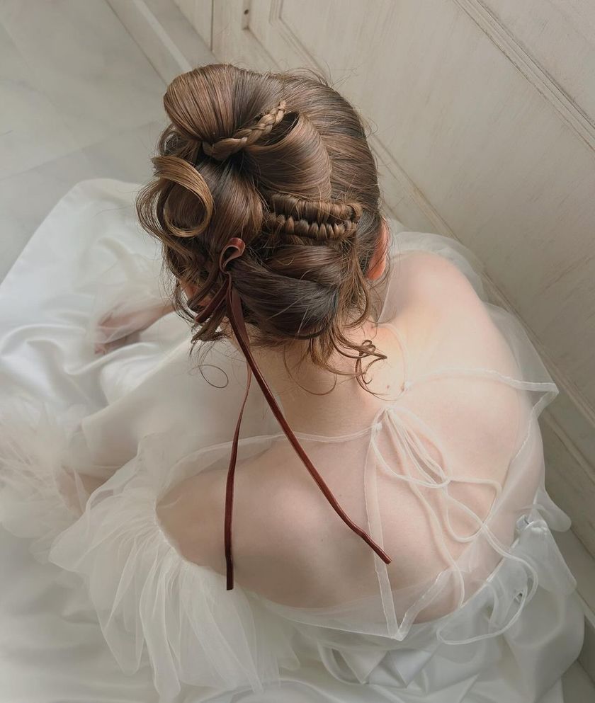 2024 Trend Hair ♡ 19 Cute Bridal Hair Arrangements of "Ribbon Hair" 🎀にて紹介している画像