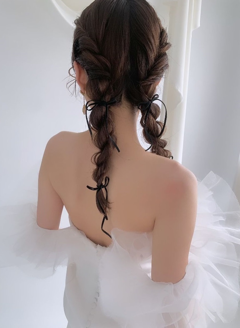 2024 Trend Hair ♡ 19 Cute Bridal Hair Arrangements of "Ribbon Hair" 🎀にて紹介している画像