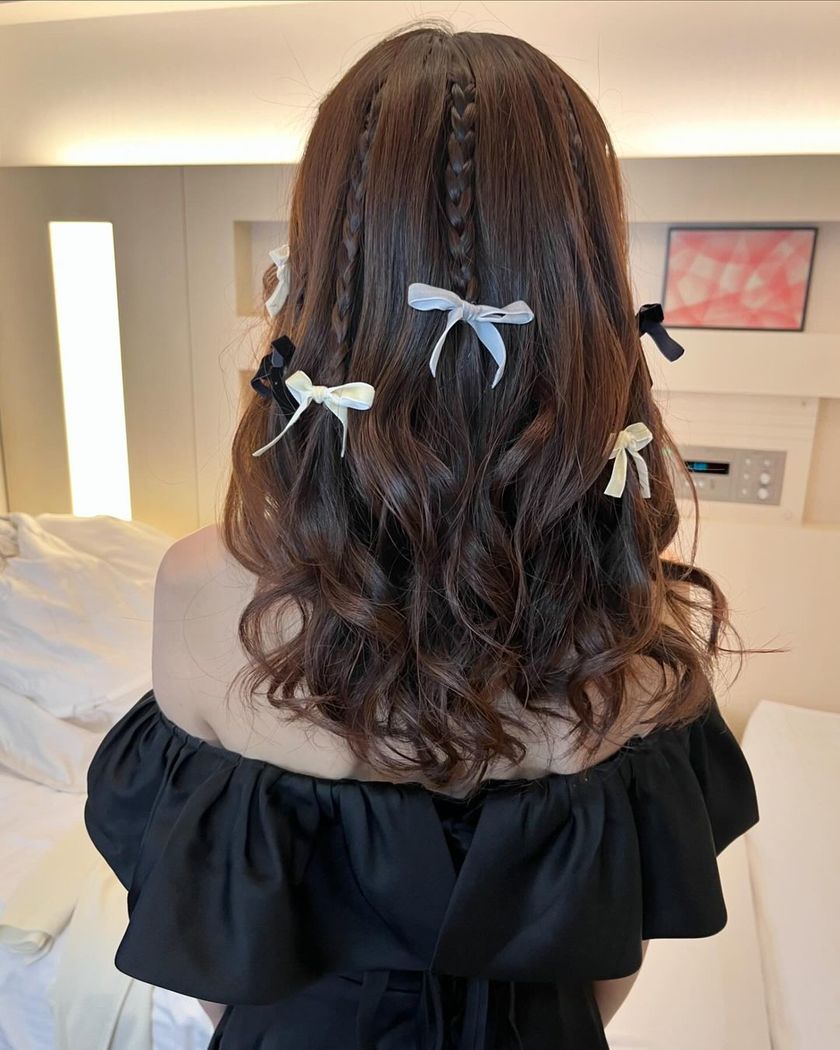 2024 Trend Hair ♡ 19 Cute Bridal Hair Arrangements of "Ribbon Hair" 🎀にて紹介している画像