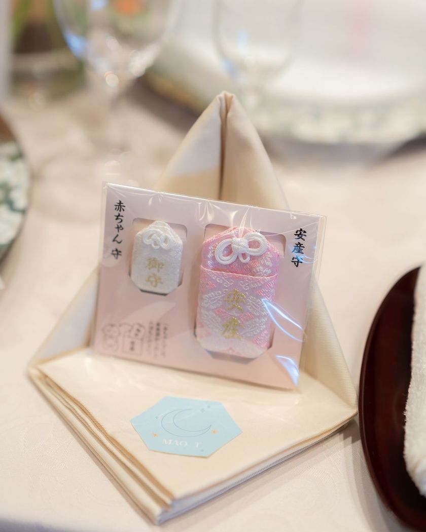 Hospitality for a Pregnant Friend♡ A Wonderful Surprise of Prepared Good Luck Charms for Easy Delivery at the Maternity Guest's Seatにて紹介している画像